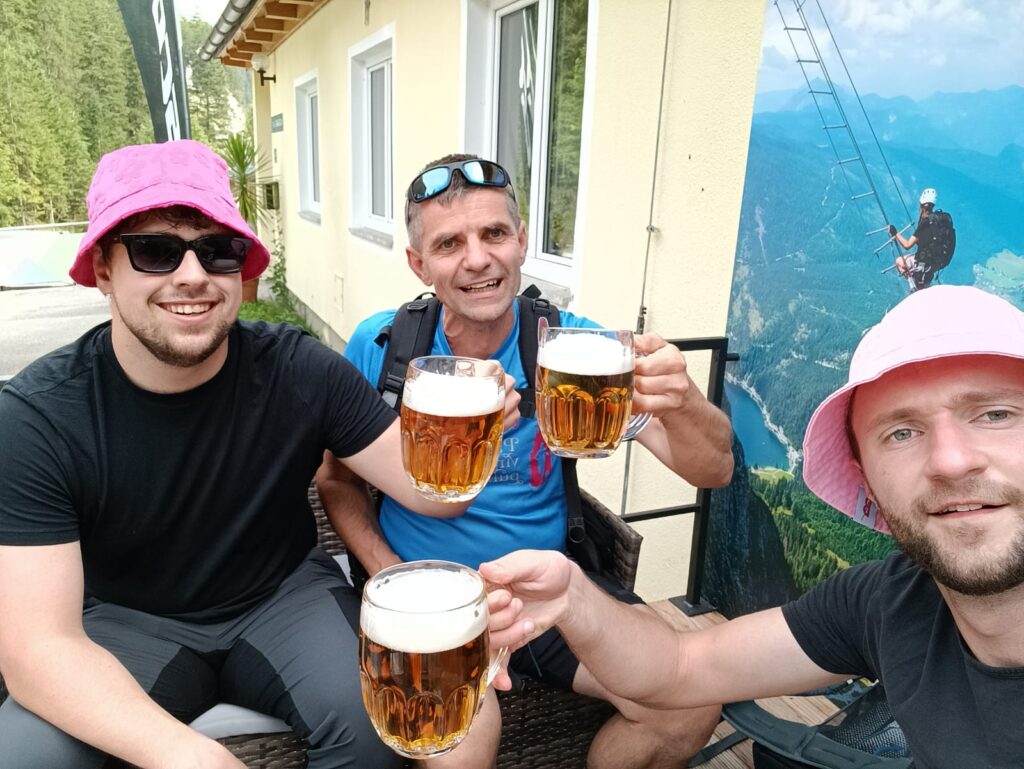 beer before hike around Gosauseen to Adamekhutte