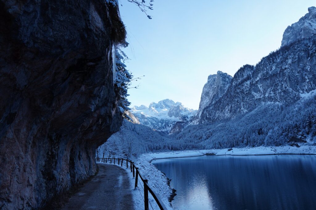 Vorderer Gosausee in Winter